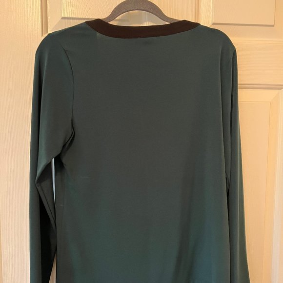 Top - Picture 2 of 2